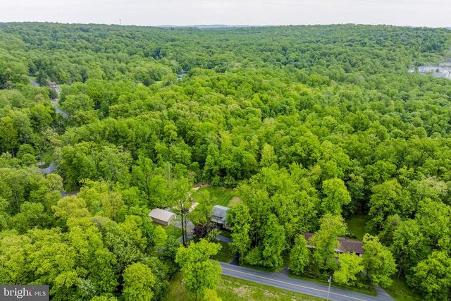 522 YELLOW HILL RD, Narvon, PA 17555