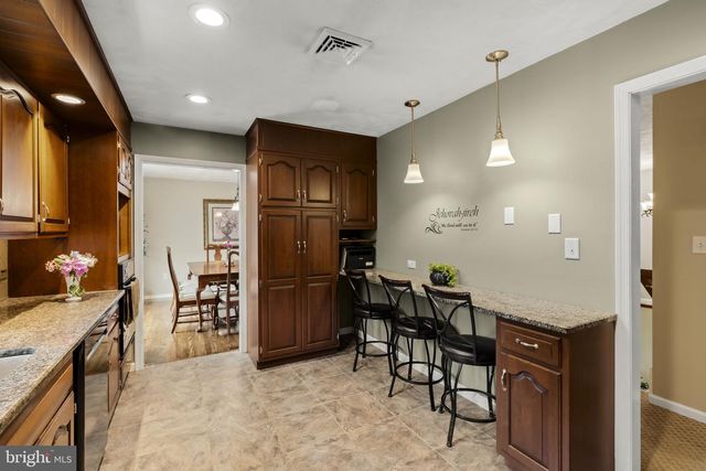 522 YELLOW HILL RD, Narvon, PA 17555