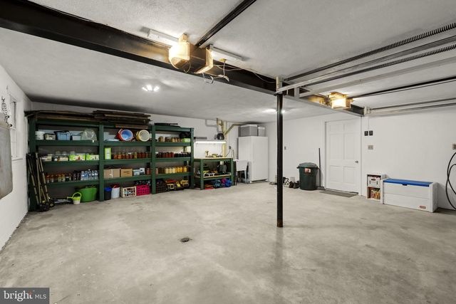 522 YELLOW HILL RD, Narvon, PA 17555
