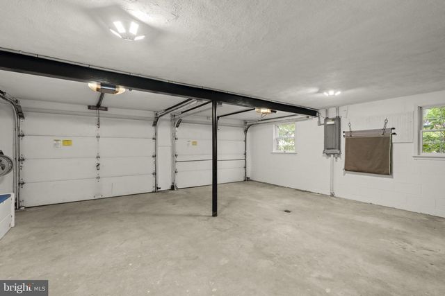 522 YELLOW HILL RD, Narvon, PA 17555
