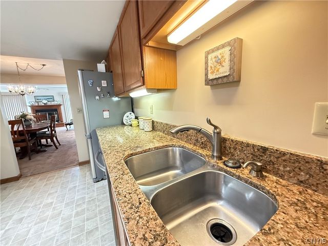 376 Summerhaven Drive North, Manlius, NY 13057