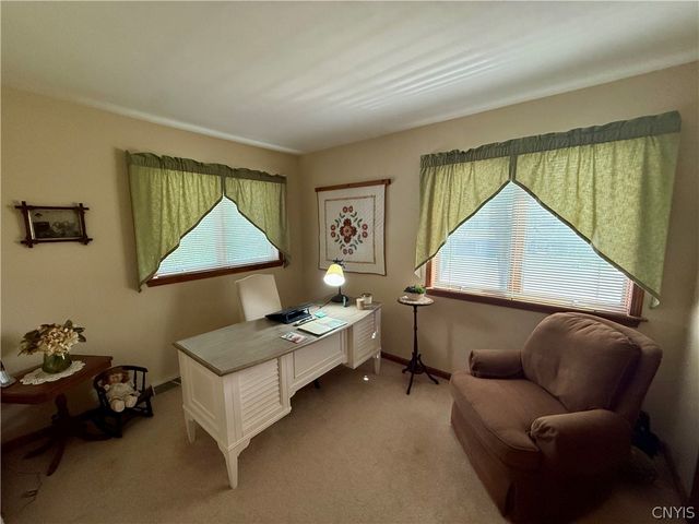 376 Summerhaven Drive North, Manlius, NY 13057