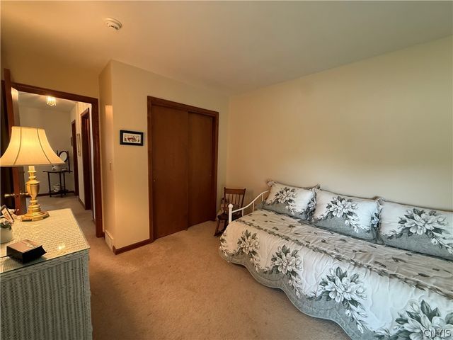 376 Summerhaven Drive North, Manlius, NY 13057