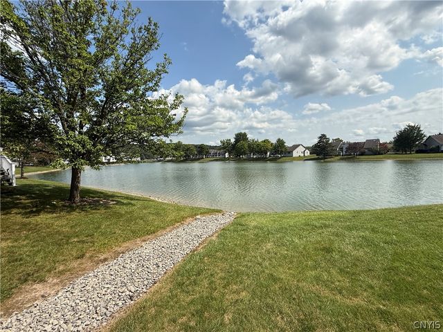 376 Summerhaven Drive North, Manlius, NY 13057