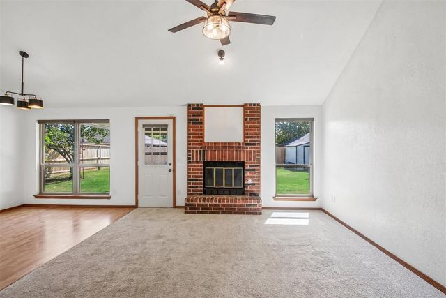 1924 Oakwood East Boulevard, Midwest City, OK 73130