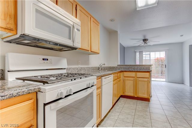 690 Ambling Gait Avenue, Henderson, NV 89015