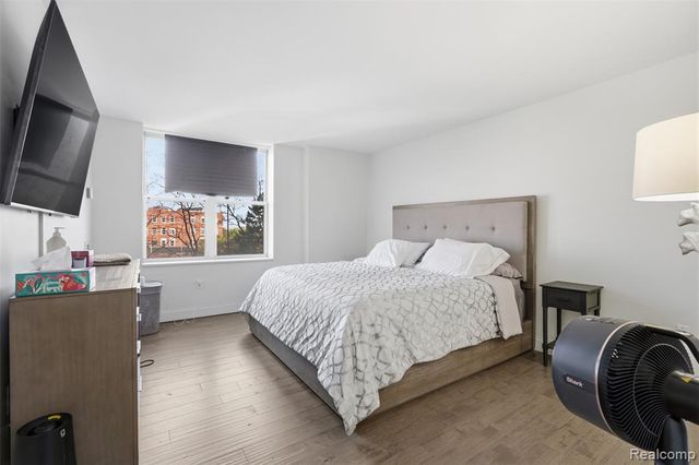 250 E Harbortown Drive 404, Detroit, MI 48207