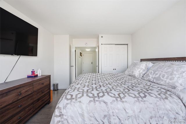 250 E Harbortown Drive 404, Detroit, MI 48207