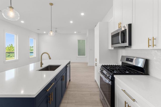 9605 Valeca Drive, Houston, TX 77075