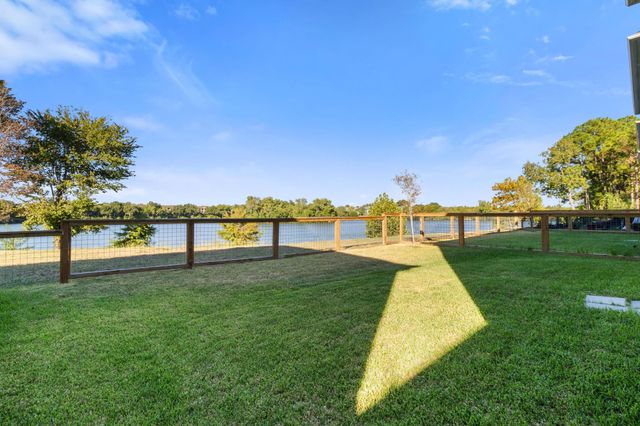 9605 Valeca Drive, Houston, TX 77075
