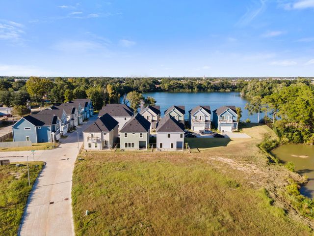 9605 Valeca Drive, Houston, TX 77075