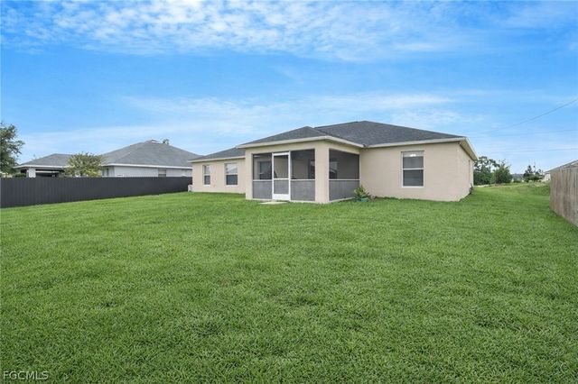 3602 NE 12th CT, Cape Coral, FL 33909