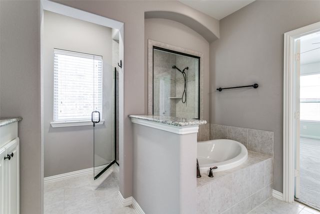 9117 Kaitlyn Court, Lantana, TX 76226