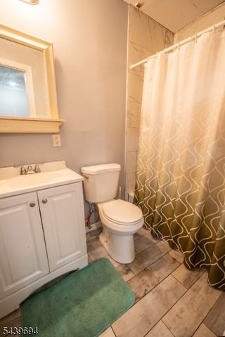 62 Highland St, Paterson City, NJ 07524