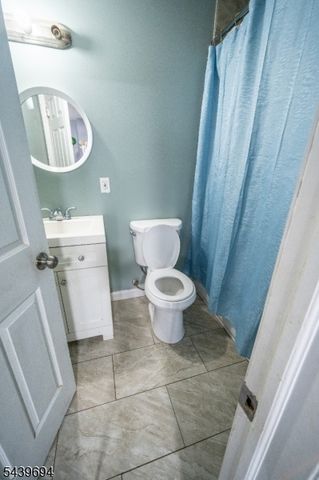 62 Highland St, Paterson City, NJ 07524