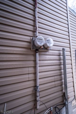 62 Highland St, Paterson City, NJ 07524