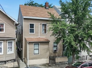 62 Highland St, Paterson City, NJ 07524