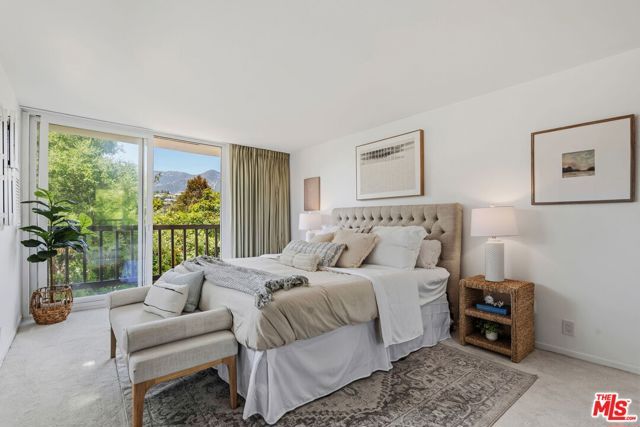 1032 Fairway Road, Santa Barbara, CA 93108