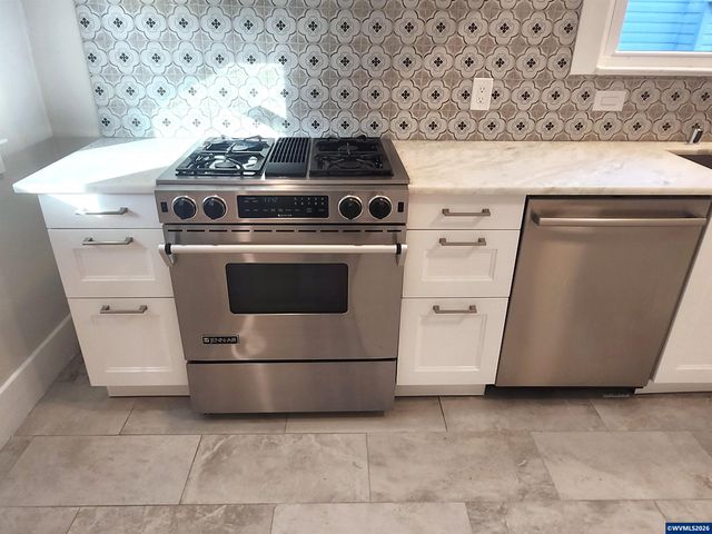 1875 High St SE, Salem, OR 97302