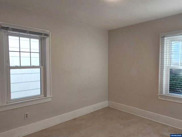 1875 High St SE, Salem, OR 97302