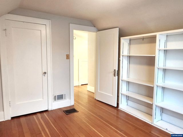 1875 High St SE, Salem, OR 97302