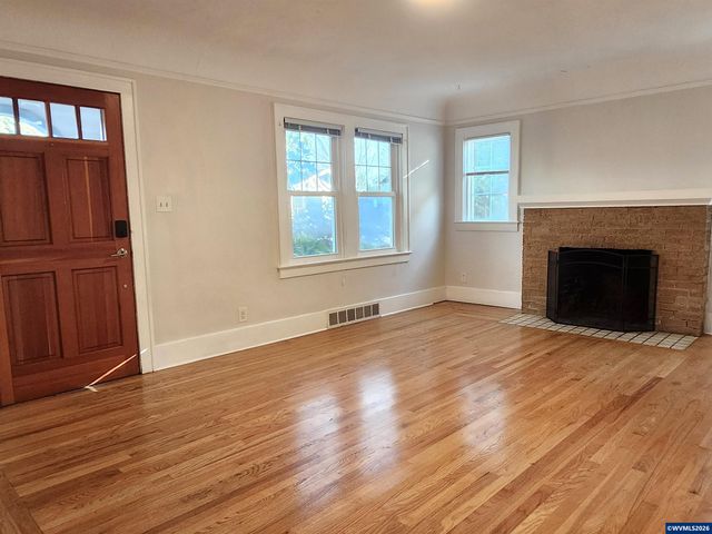 1875 High St SE, Salem, OR 97302