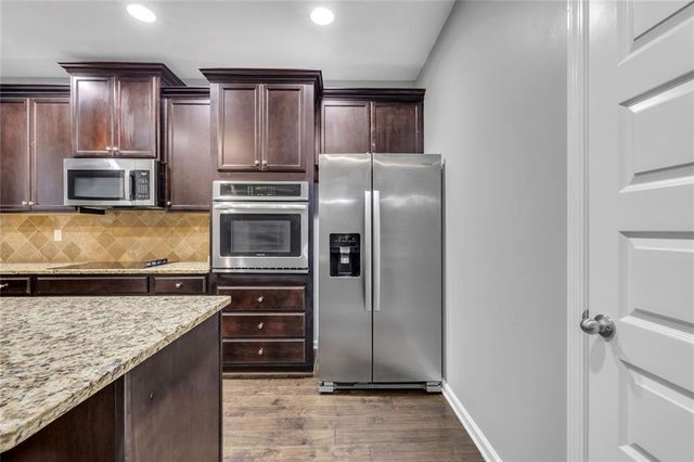 121 Escalade Drive, Mcdonough, GA 30253