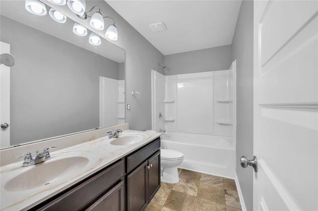 121 Escalade Drive, Mcdonough, GA 30253