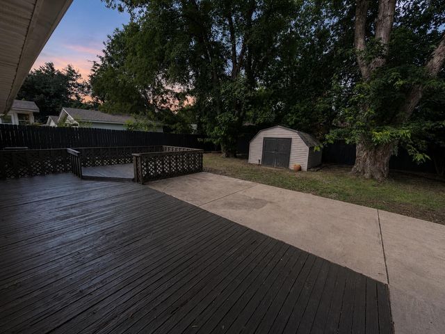 6856 Van Buren Street, Merrillville, IN 46410