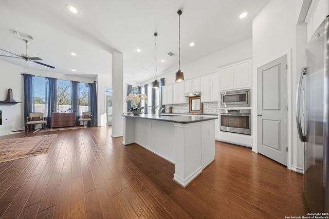 30693 Horseshoe Path, Bulverde, TX 78163