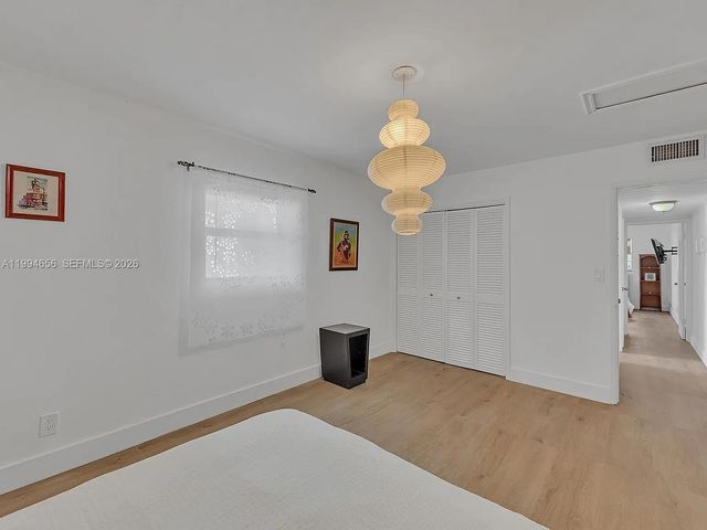 1143 Lincoln St, Hollywood, FL 33019