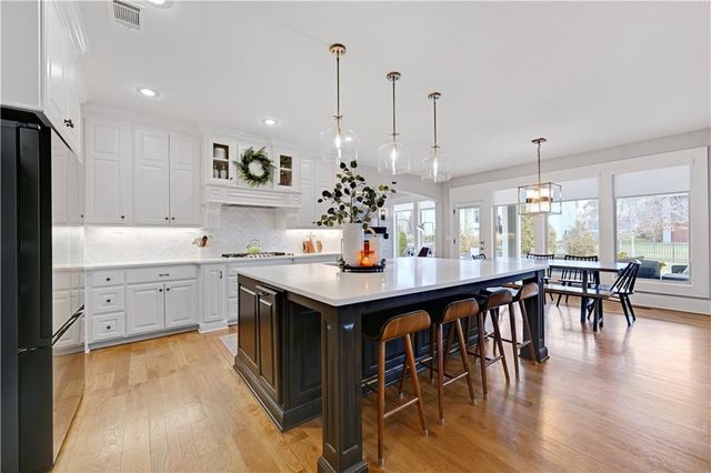 16225 Century Street, Overland Park, KS 66221