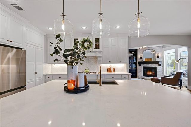 16225 Century Street, Overland Park, KS 66221