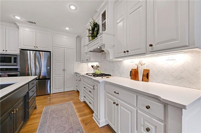 16225 Century Street, Overland Park, KS 66221