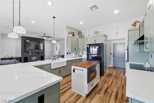 601 North Helen Street, Pahrump, NV 89060