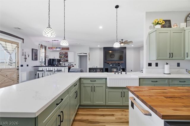 601 North Helen Street, Pahrump, NV 89060