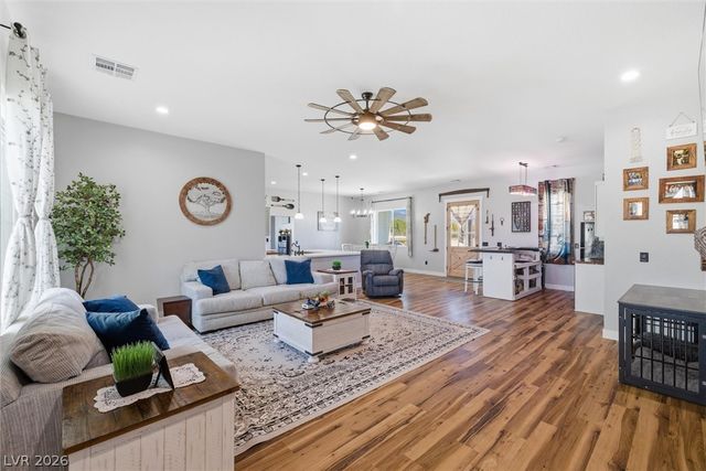 601 North Helen Street, Pahrump, NV 89060