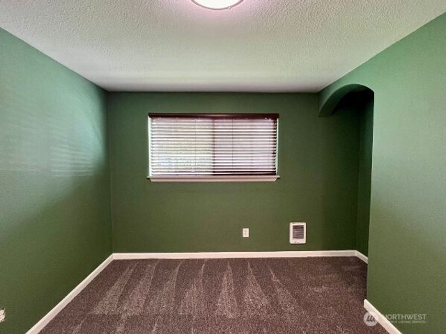 7514 14th NE, Olympia, WA 98516