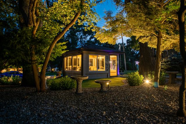 40W022 Tanner Road, North Aurora, IL 60542