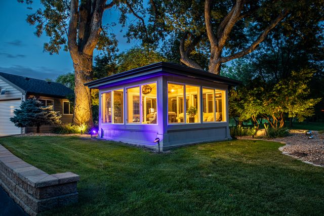 40W022 Tanner Road, North Aurora, IL 60542