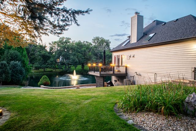 40W022 Tanner Road, North Aurora, IL 60542