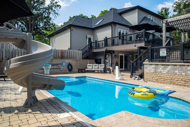 40W022 Tanner Road, North Aurora, IL 60542