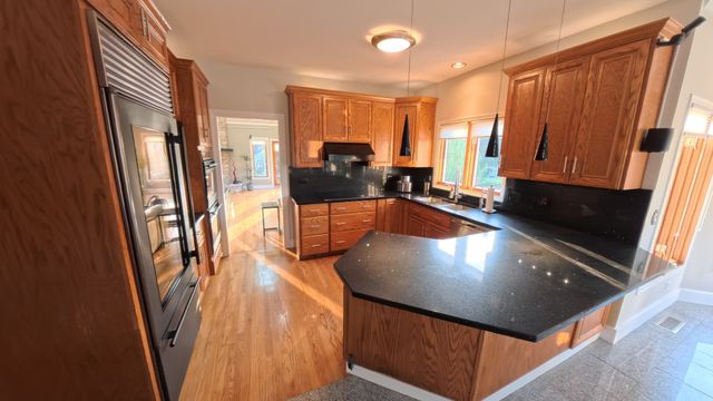 40W022 Tanner Road, North Aurora, IL 60542