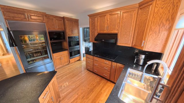 40W022 Tanner Road, North Aurora, IL 60542
