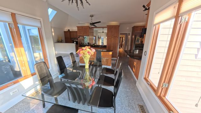 40W022 Tanner Road, North Aurora, IL 60542