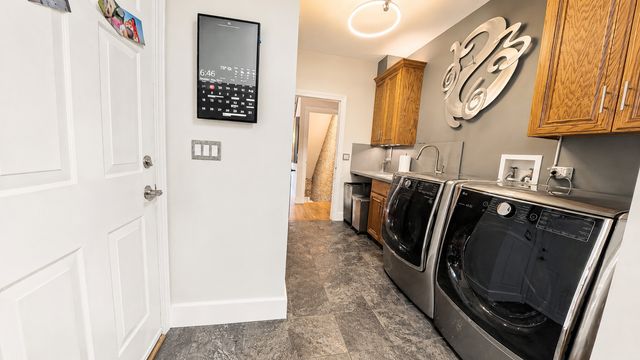 40W022 Tanner Road, North Aurora, IL 60542