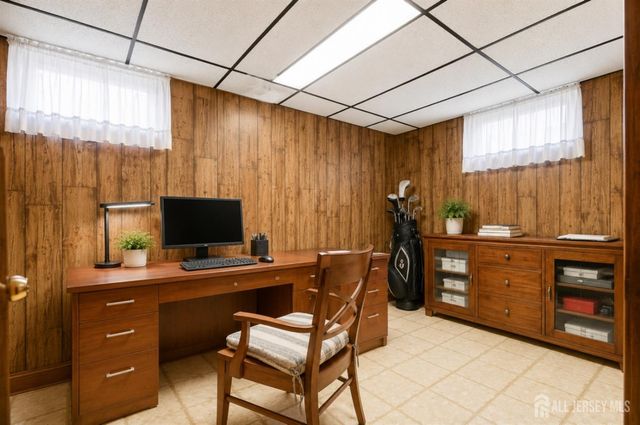 2 Carlton Street, Carteret, NJ 07008