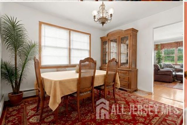 2 Carlton Street, Carteret, NJ 07008