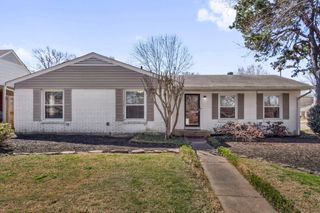 5163 PEG LN, Memphis, TN 38117