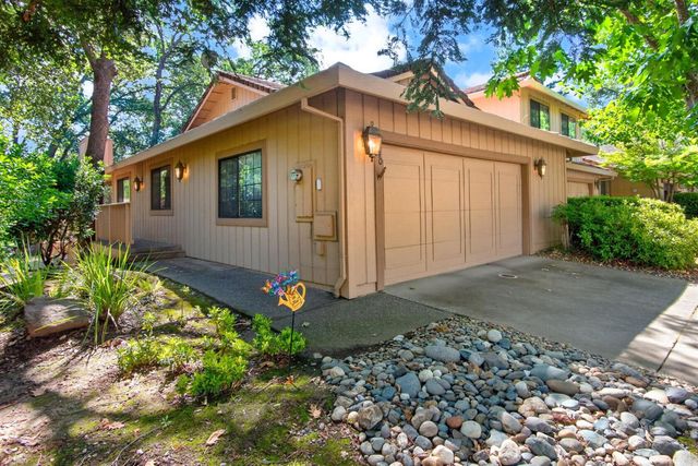 7440 W Black Tree Ln, Citrus Heights, CA 95610